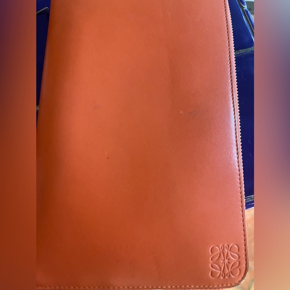 Loewe zip around wallet in satin calfskin - Picture 4 of 9